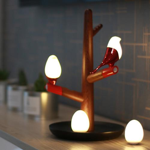 Magnetic Levitation Atmosphere Light with Wireless Charging - Bird's Lamp