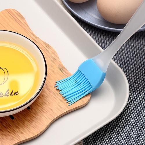 Split-Tip Silicone Oil Brush for Barbecue, Cake Decorating, and Cooking