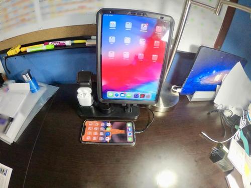 Wireless 4 In 1 Charging Station | Smart Charger Dock photo review